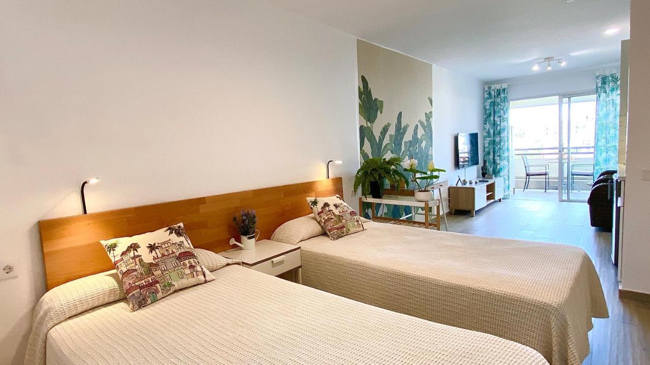 Enjoy A Sunny Apartment With Pool Next To The Sea アデヘ エクステリア 写真
